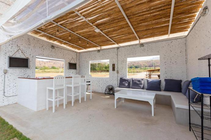 Imagen de los interiores del Hotel The Barn Hua Hin. Foto 18