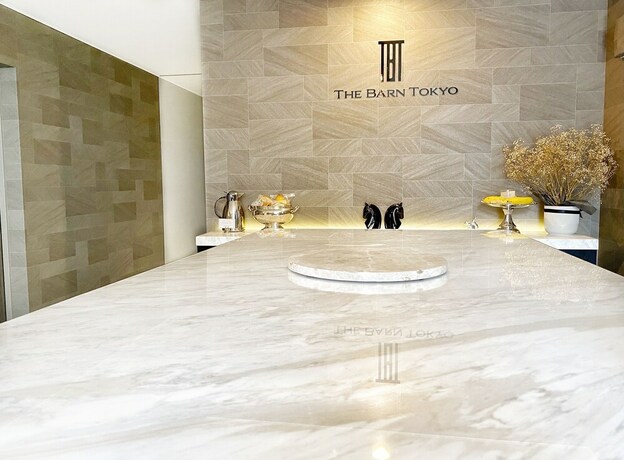 Imagen de los interiores del Hotel The Barn Tokyo. Foto 32