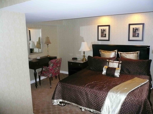 Imagen de la habitación del Hotel The Baron, Washington DC. Foto 6