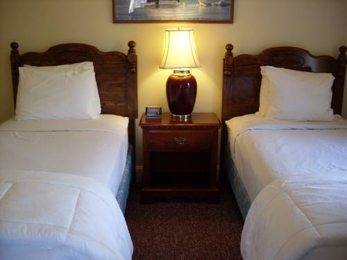 Imagen de la habitación del Hotel The Baroness. Foto 5