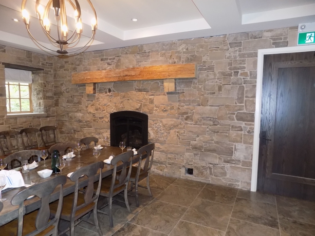 Imagen de los interiores del Hotel The Barracks Inn. Foto 9