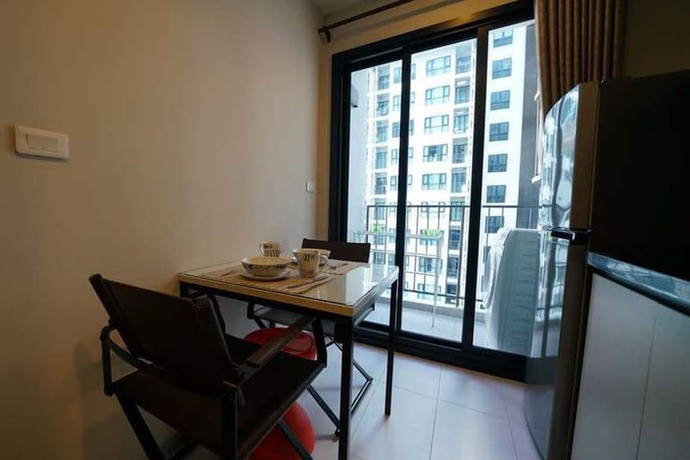 Imagen de la habitación del Hotel The Base Central Pattaya BY U Plus. Foto 7