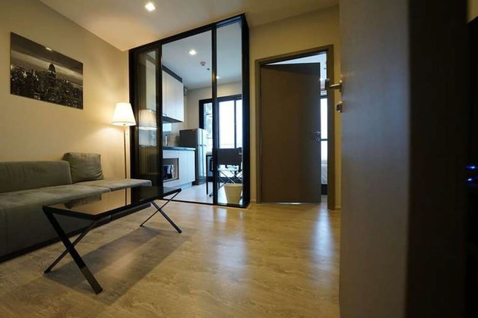 Imagen de la habitación del Hotel The Base Central Pattaya BY U Plus. Foto 8
