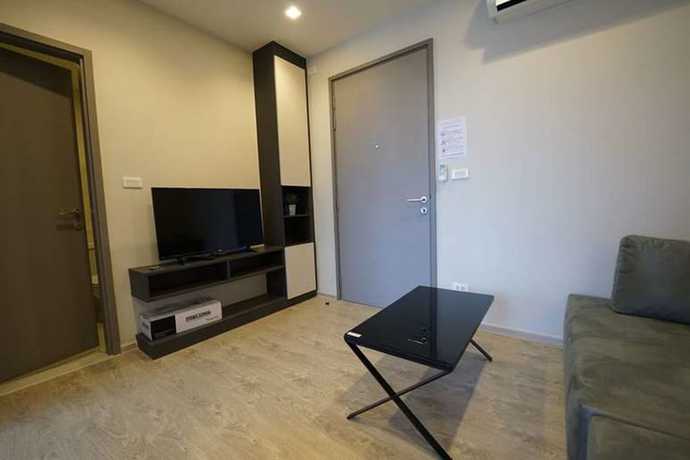 Imagen de la habitación del Hotel The Base Central Pattaya BY U Plus. Foto 10