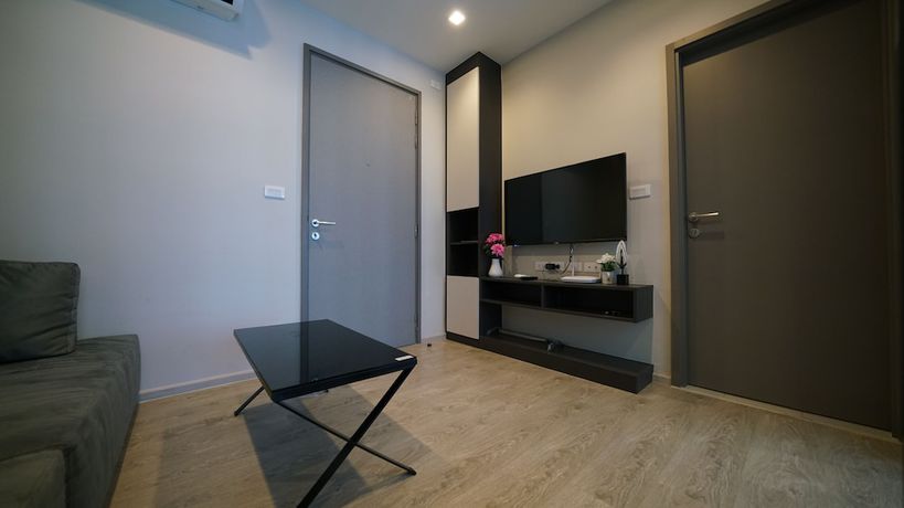 Imagen de la habitación del Hotel The Base Central Pattaya BY U Plus. Foto 19