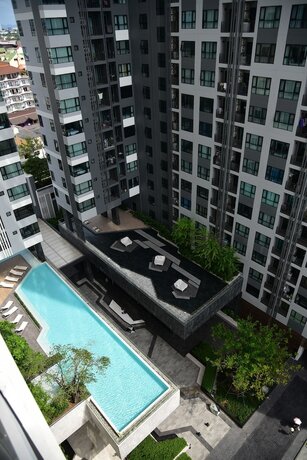 Imagen general del Hotel The Base Central Pattaya By Arawat. Foto 3