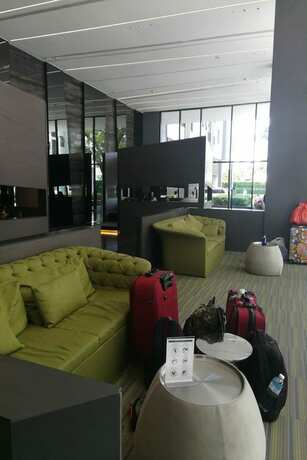 Imagen general del Hotel The Base Central Pattaya By Arawat. Foto 10