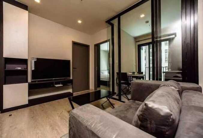 Imagen general del Hotel The Base Central Pattaya Sea View. Foto 4