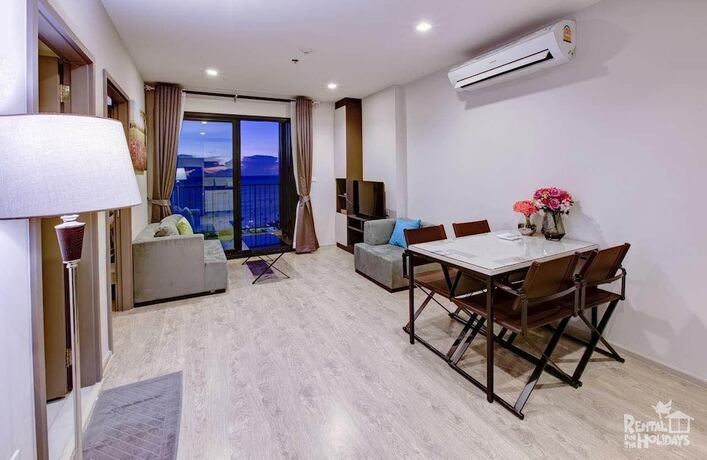 Imagen general del Hotel The Base Central Pattaya Sea View. Foto 13