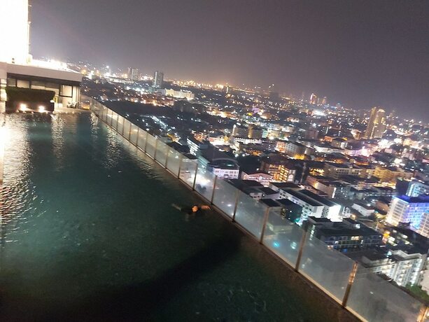 Imagen general del Hotel The Base Central Pattaya by Alin. Foto 1