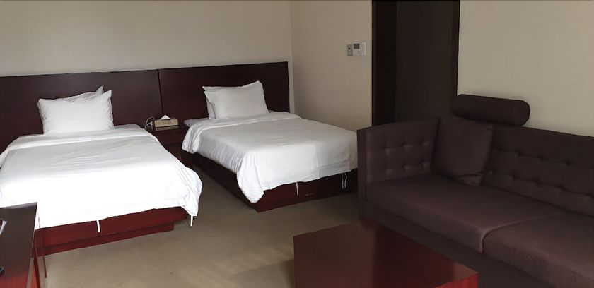 Imagen de la habitación del Hotel The Base. Foto 10