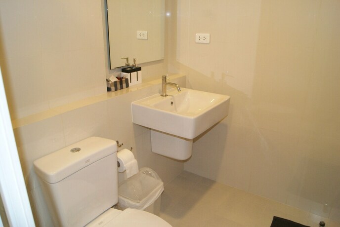 Imagen de la habitación del Hotel The Base Pattaya By My Pattaya Property. Foto 34