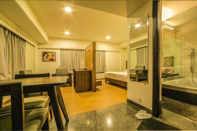 Imagen de la habitación del Hotel The Basil Park. Foto 18