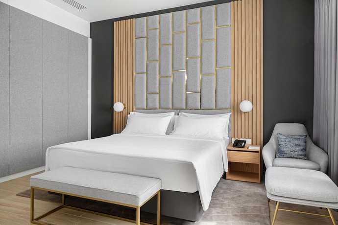 Imagen de la habitación del Hotel The Basilian Minsk, Curio Collection By Hilton. Foto 11