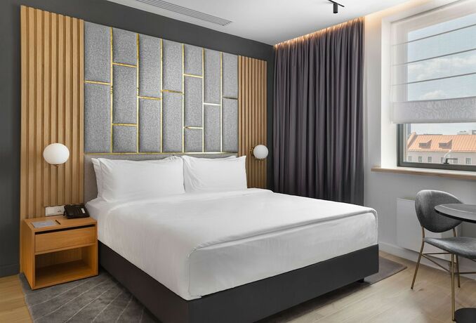 Imagen de la habitación del Hotel The Basilian Minsk, Curio Collection By Hilton. Foto 17