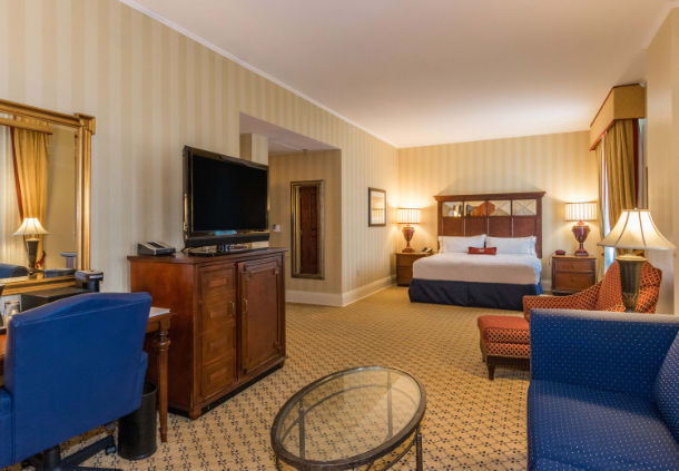 Imagen de la habitación del Hotel The Battle House Renaissance Mobile and Spa. Foto 4