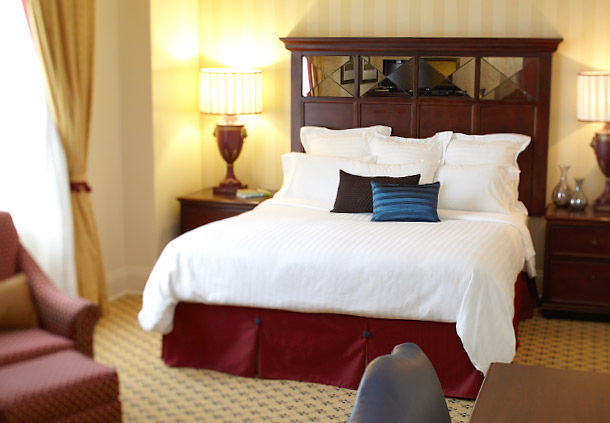 Imagen de la habitación del Hotel The Battle House Renaissance Mobile and Spa. Foto 6