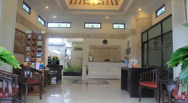Imagen de los interiores del Hotel The Batu Belig and Spa. Foto 6