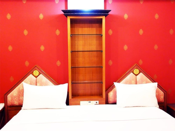 Imagen de la habitación del Hotel The Bavana Surawong Bangkok. Foto 4