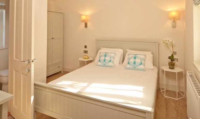 Imagen de la habitación del Hotel The Bay Colwell. Foto 3