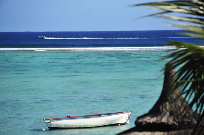 Imagen de los exteriores del Hotel The Bay, La Preneuse. Foto 11