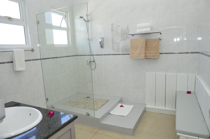 Imagen de la habitación del Hotel The Bay, La Preneuse. Foto 8