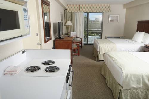 Imagen de la habitación del Hotel The Bay Resort. Foto 9