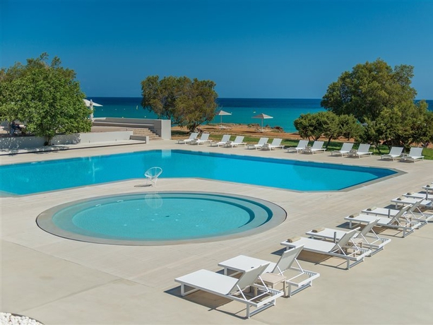 Imagen general del Hotel The Bay and Suites. Foto 4