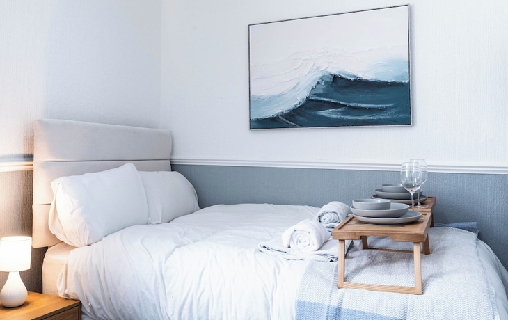 Imagen de la habitación del Hotel The Bay by Guestz. Foto 1