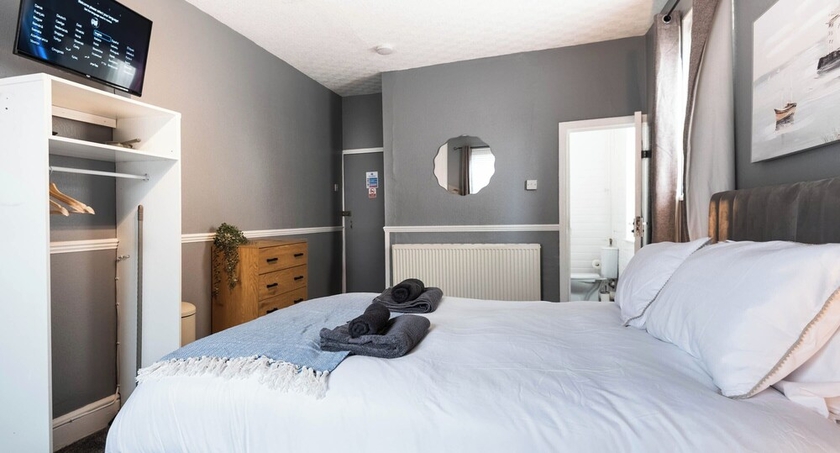 Imagen de la habitación del Hotel The Bay by Guestz. Foto 7