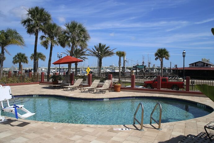 Imagen general del Hotel The Bayfront Inn. Foto 7