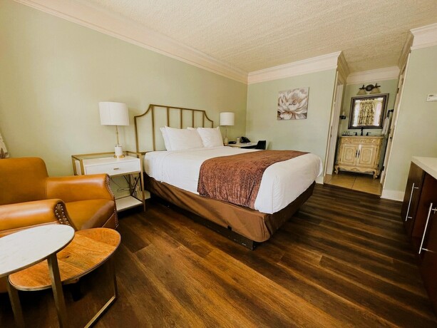 Imagen de la habitación del Hotel The Bayfront Inn. Foto 17