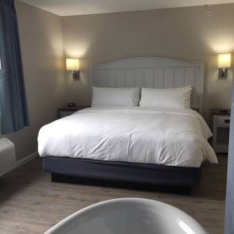 Imagen de la habitación del Hotel The Baywatch Resort. Foto 2