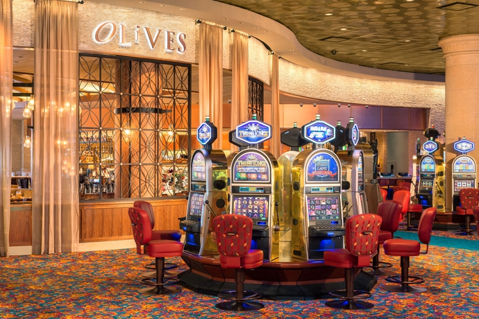 Imagen de los interiores del Hotel The Beach At Atlantis. Foto 10