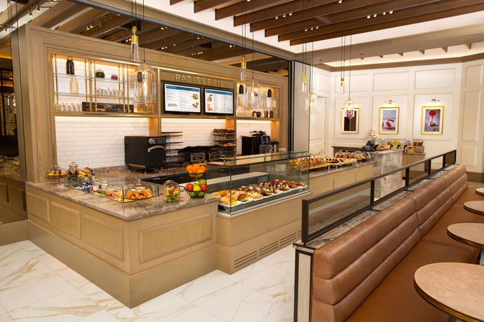 Imagen del bar/restaurante del Hotel The Beach At Atlantis. Foto 3