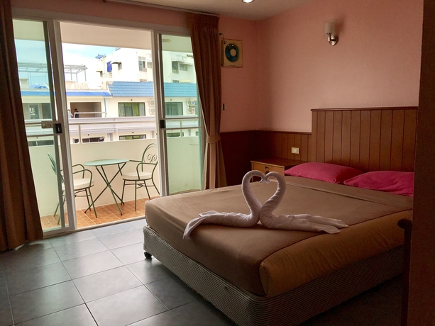 Imagen de la habitación del Hotel The Beach Cha Am Suite. Foto 10