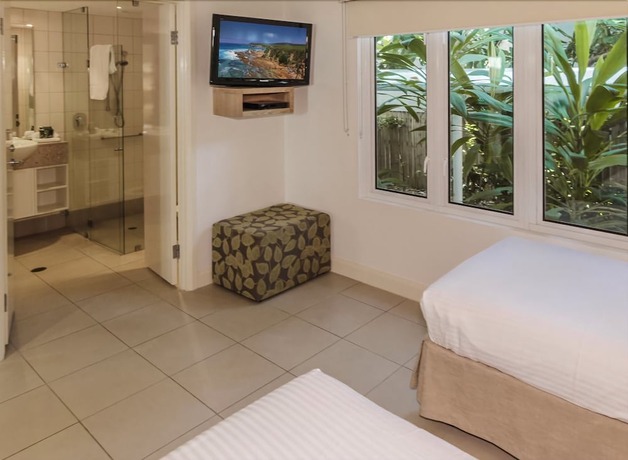 Imagen de la habitación del Hotel The Beach Club Luxury Private Apartments. Foto 13