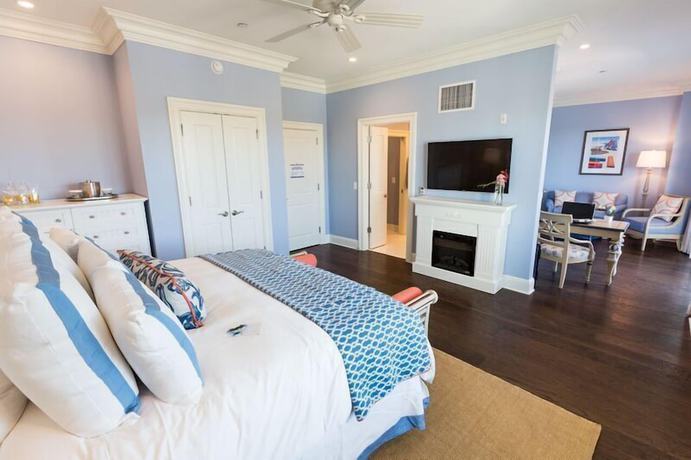 Imagen de la habitación del Hotel The Beach Club at Charleston Harbor Resort and Marina. Foto 13