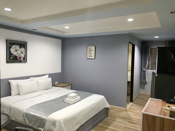 Imagen de la habitación del Hotel The Beach Front Resort Pattaya - Sha Plus. Foto 2