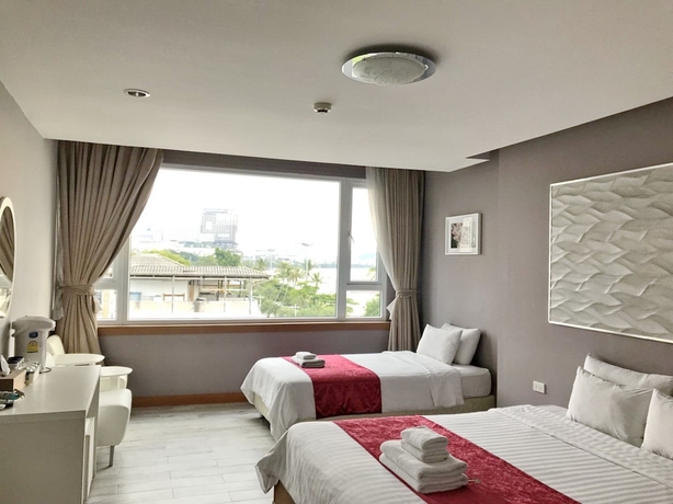 Imagen de la habitación del Hotel The Beach Front Resort Pattaya - Sha Plus. Foto 6