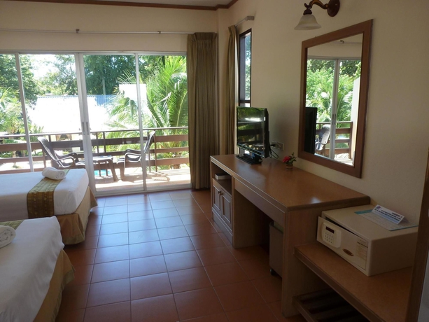 Imagen de la habitación del Hotel The Beach Garden Resort. Foto 6