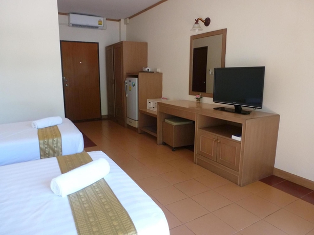 Imagen de la habitación del Hotel The Beach Garden Resort. Foto 7