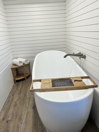 Imagen de la habitación del Hotel The Beach Haus Resort. Foto 18