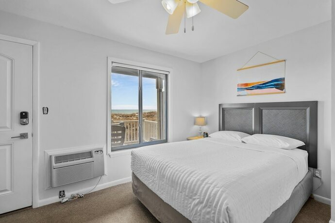 Imagen general del Hotel The Beach House, Carolina Beach. Foto 10