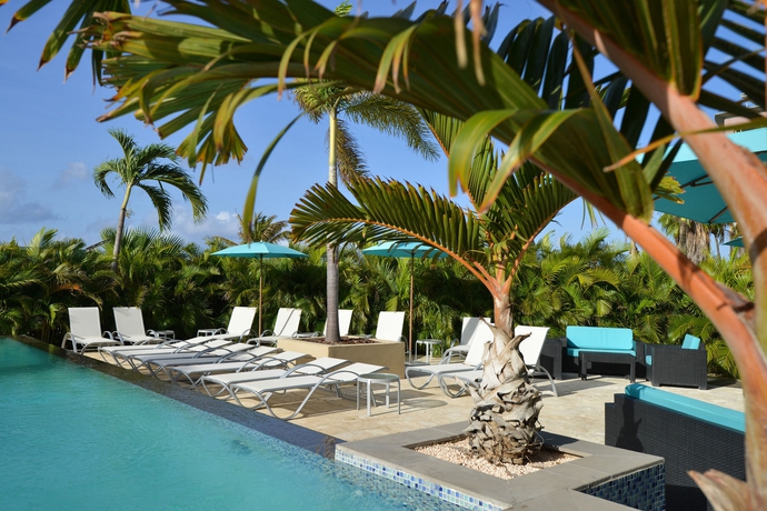 Imagen de la piscina del Hotel The Beach House Curacao. Foto 14