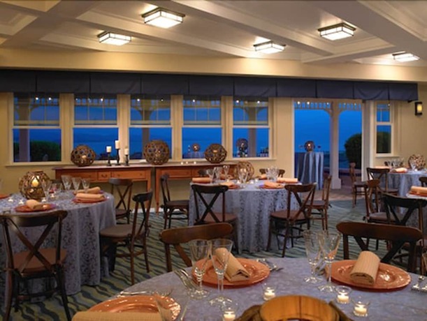 Imagen del bar/restaurante del Hotel The Beach House Half Moon Bay. Foto 4