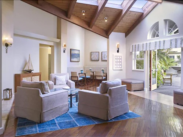 Imagen de los interiores del Hotel The Beach House Half Moon Bay. Foto 15