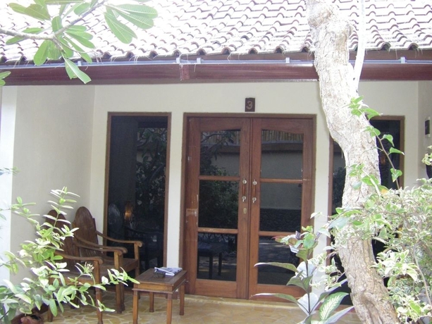 Imagen de los exteriores del Hotel The Beach House Resort, Gili Trawangan Island. Foto 10