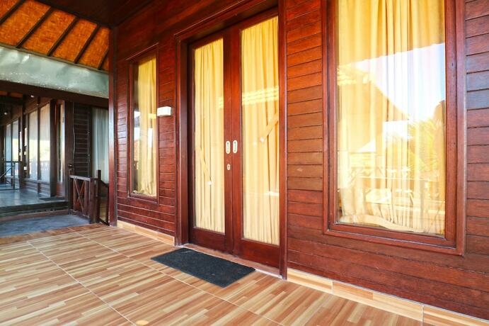 Imagen general del Hotel The Beach Huts Lembongan. Foto 11
