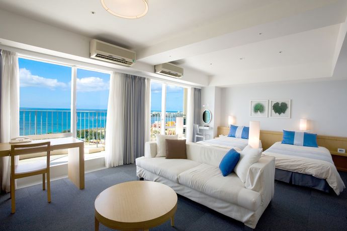 Imagen general del Hotel The Beach Tower Okinawa. Foto 2